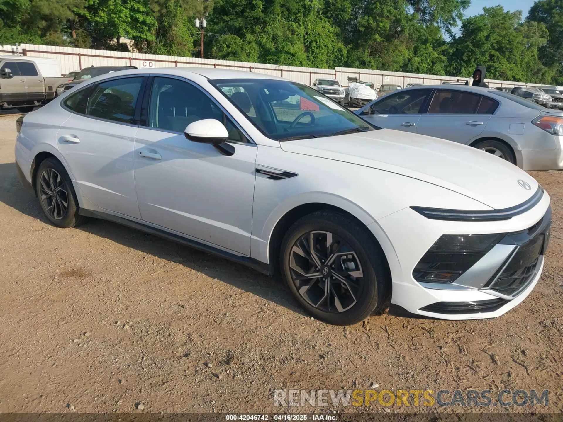1 Photograph of a damaged car KMHL64JA6RA411495 HYUNDAI SONATA 2024