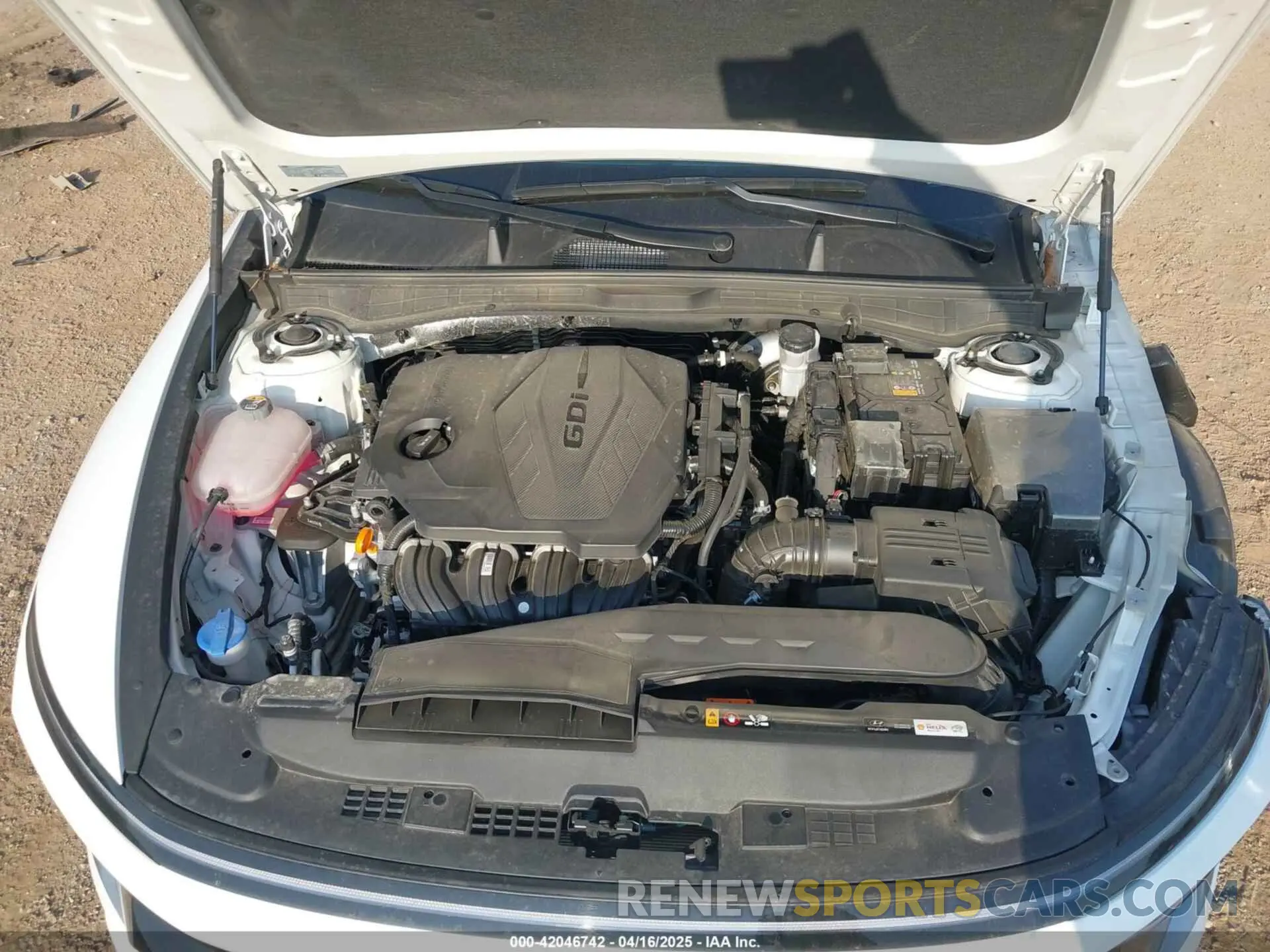 10 Photograph of a damaged car KMHL64JA6RA411495 HYUNDAI SONATA 2024