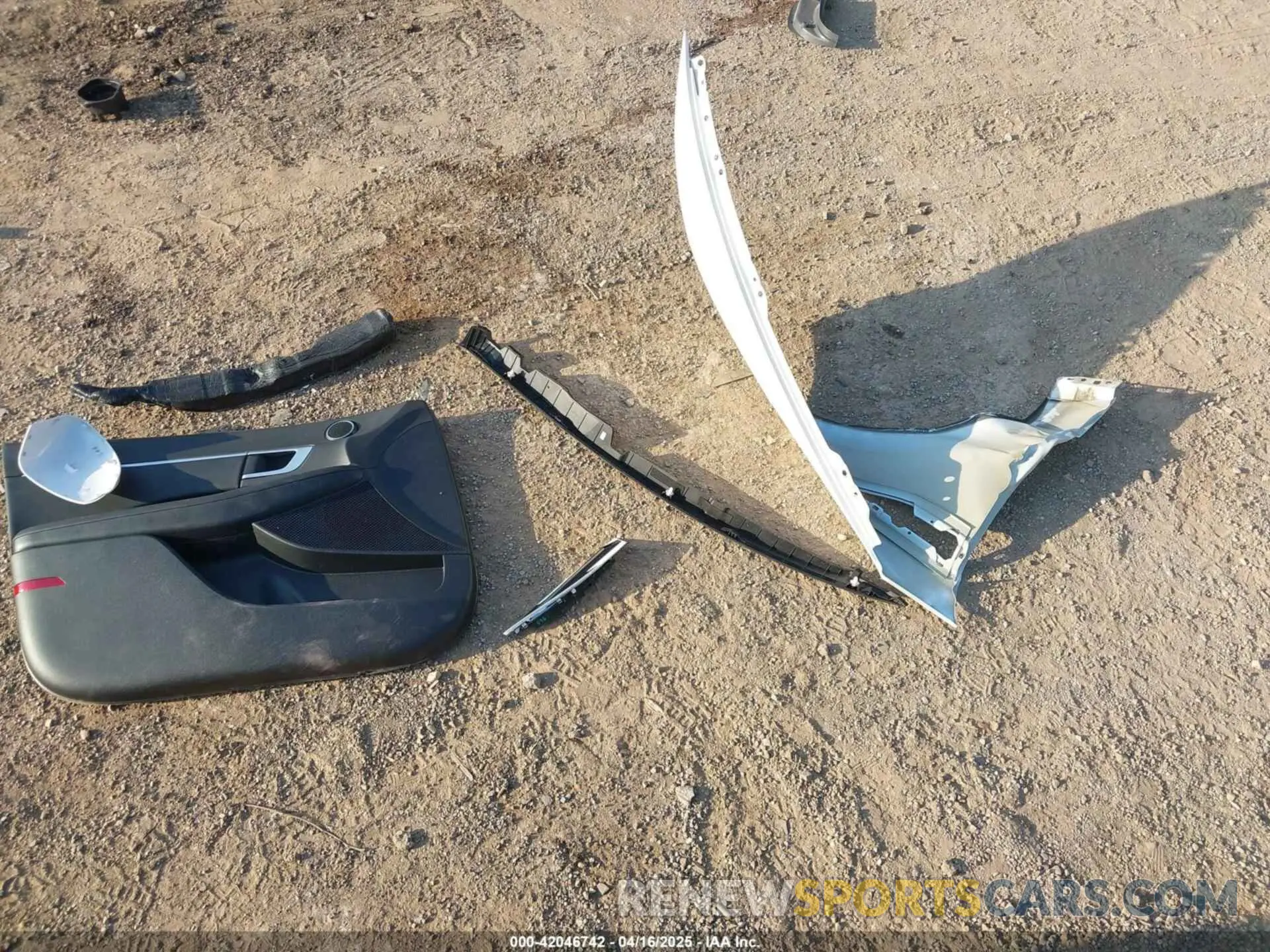 12 Photograph of a damaged car KMHL64JA6RA411495 HYUNDAI SONATA 2024