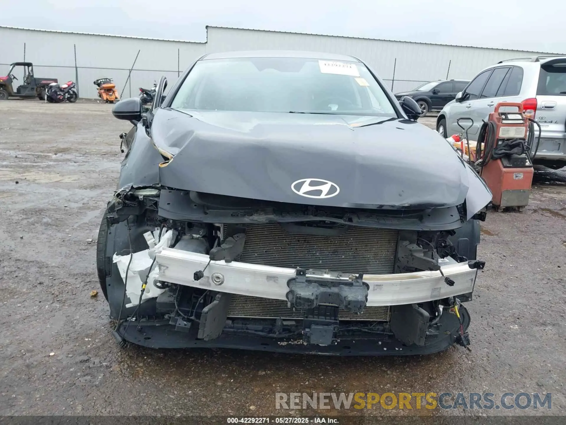11 Photograph of a damaged car KMHL64JA8RA353860 HYUNDAI SONATA 2024