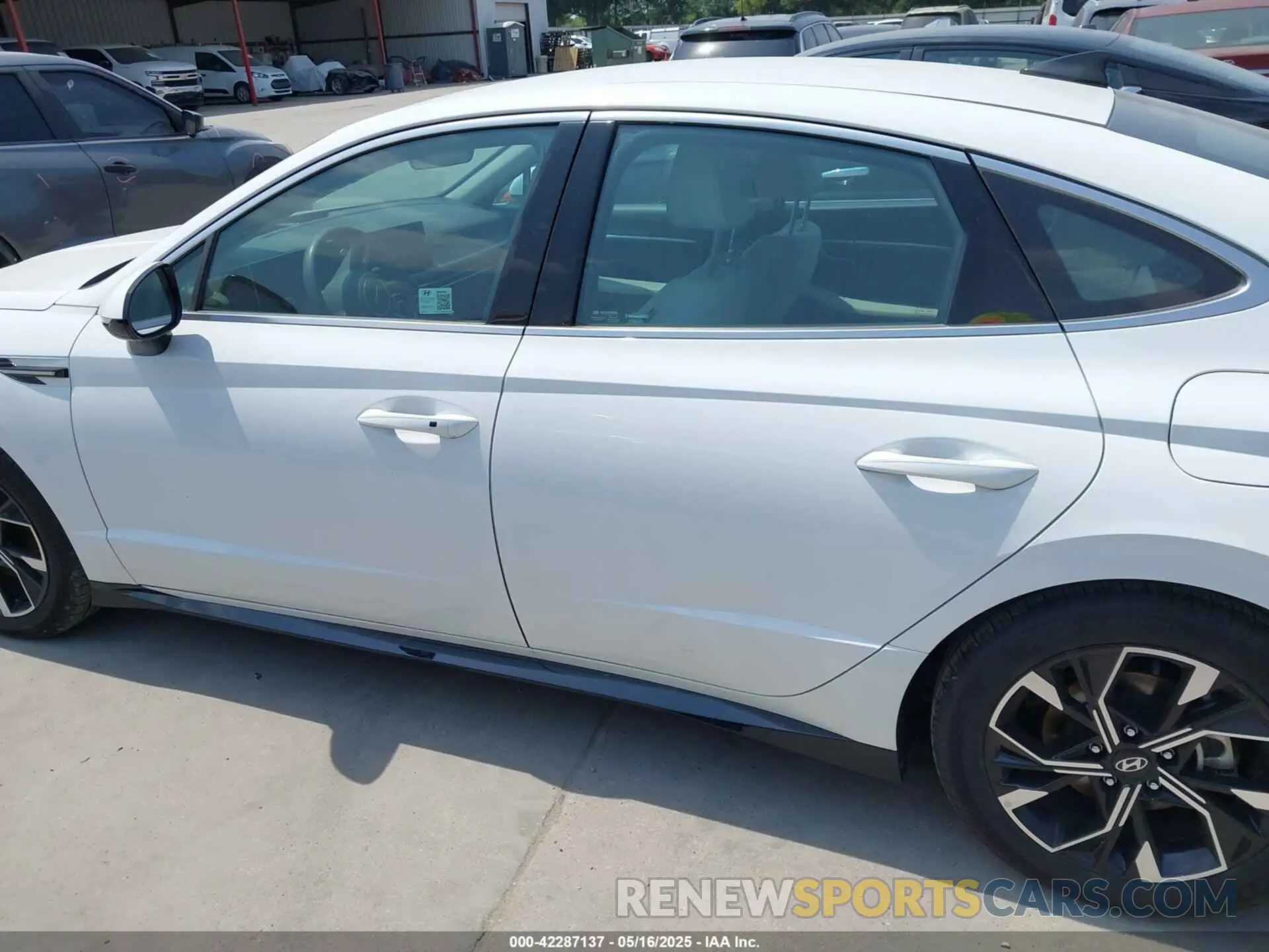 14 Фотография поврежденного автомобиля KMHL64JA8RA371937 HYUNDAI SONATA 2024