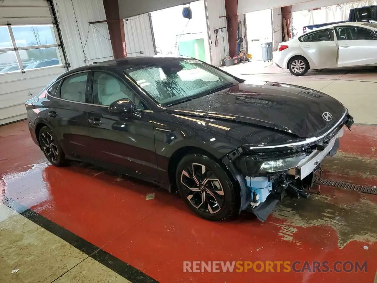 4 Photograph of a damaged car KMHL64JA8RA385790 HYUNDAI SONATA 2024