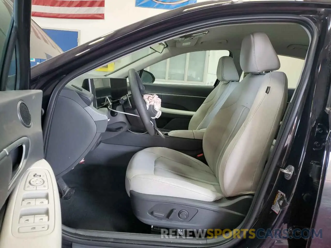 7 Photograph of a damaged car KMHL64JA8RA385790 HYUNDAI SONATA 2024