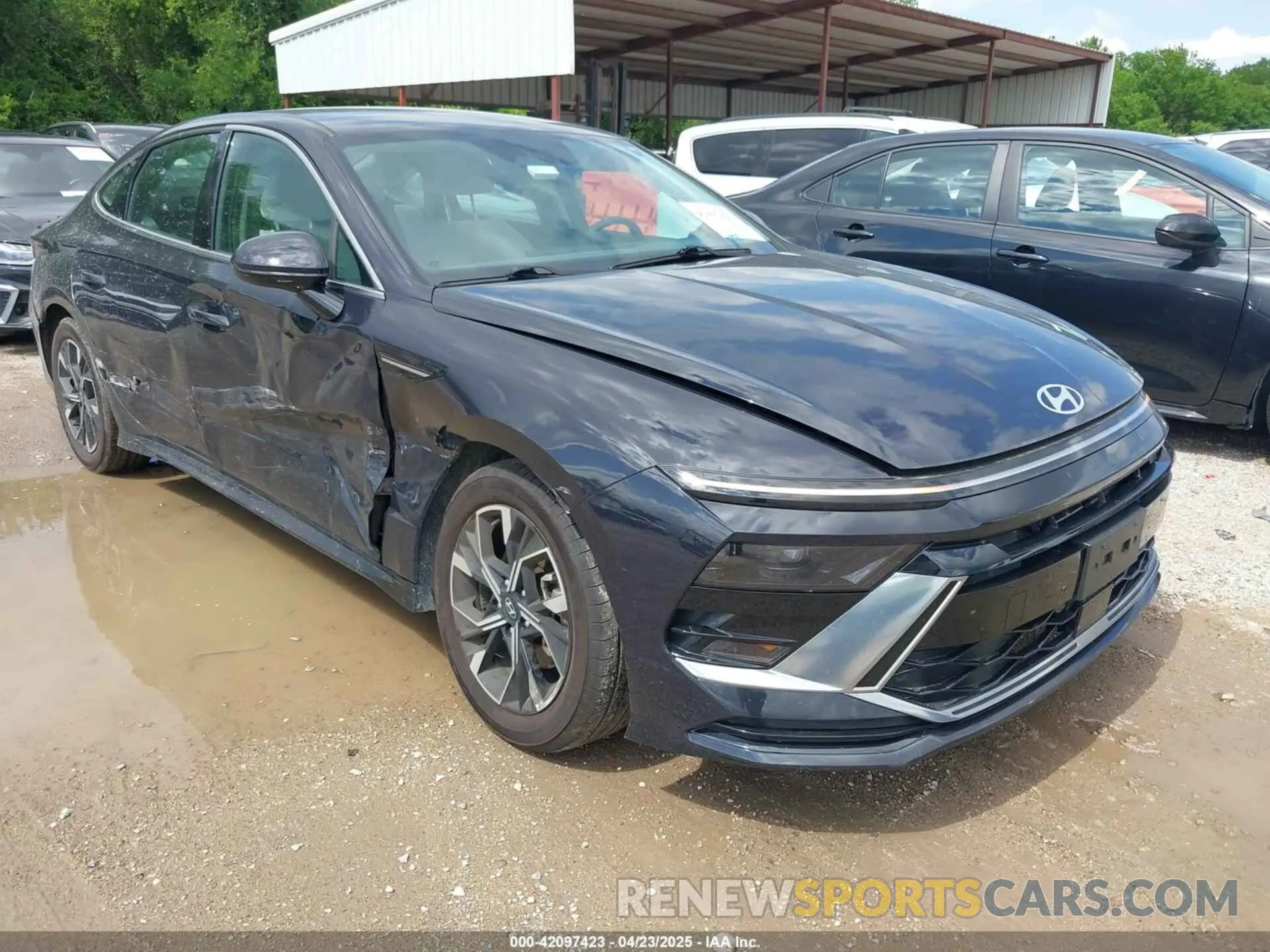 1 Photograph of a damaged car KMHL64JA9RA412687 HYUNDAI SONATA 2024