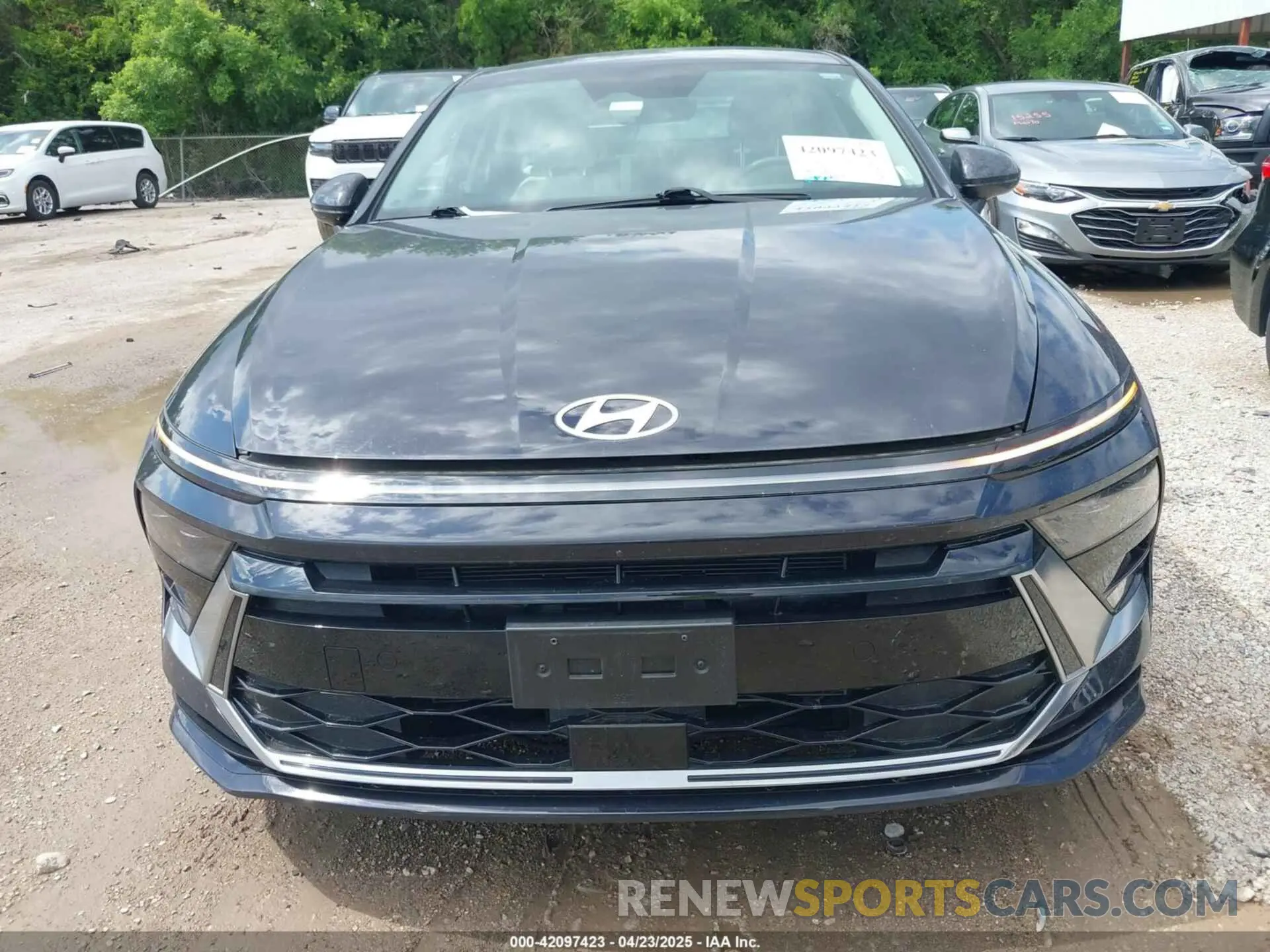 12 Photograph of a damaged car KMHL64JA9RA412687 HYUNDAI SONATA 2024
