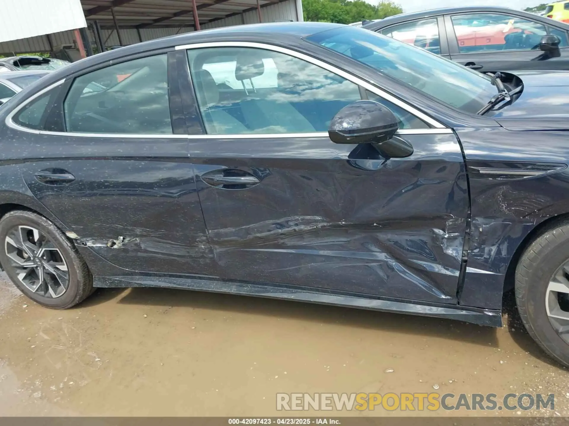 13 Photograph of a damaged car KMHL64JA9RA412687 HYUNDAI SONATA 2024