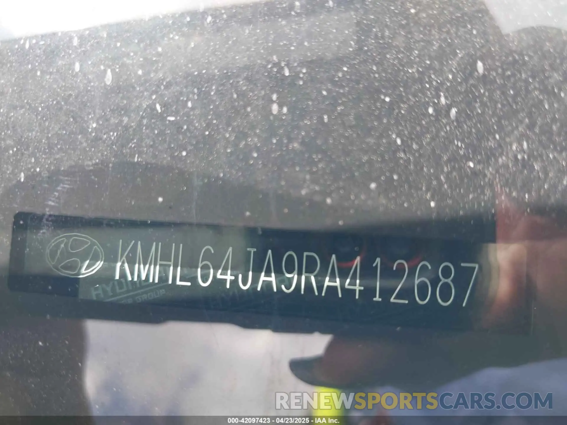 9 Photograph of a damaged car KMHL64JA9RA412687 HYUNDAI SONATA 2024