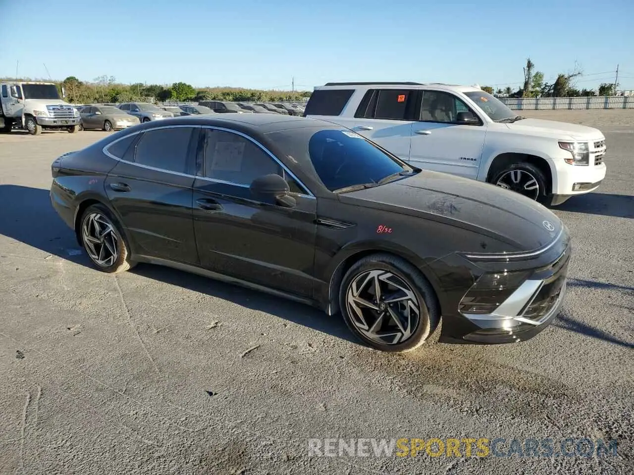 4 Photograph of a damaged car KMHL14JA3SA428727 HYUNDAI SONATA 2025