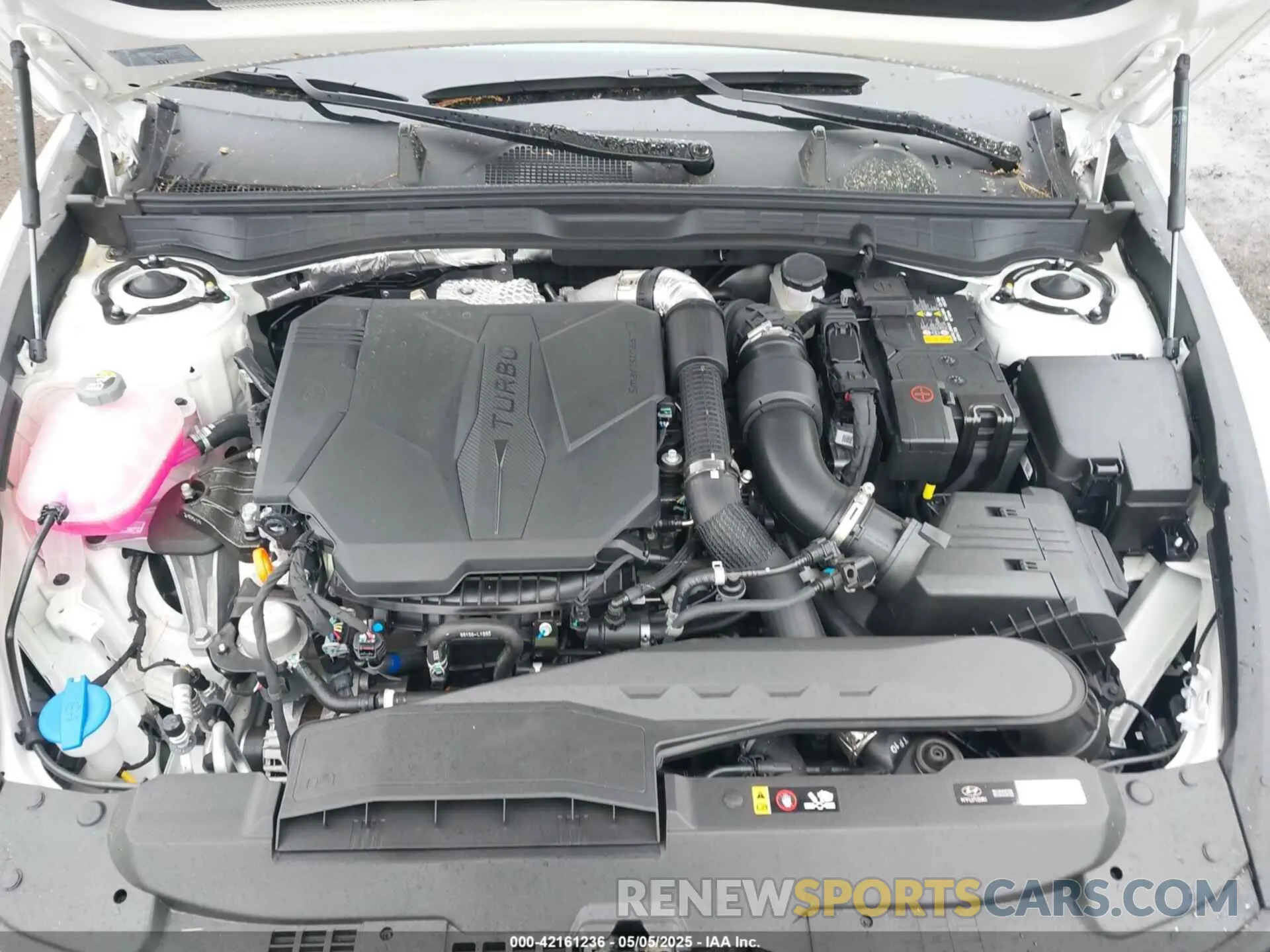 10 Photograph of a damaged car KMHL54JC2SA440308 HYUNDAI SONATA 2025