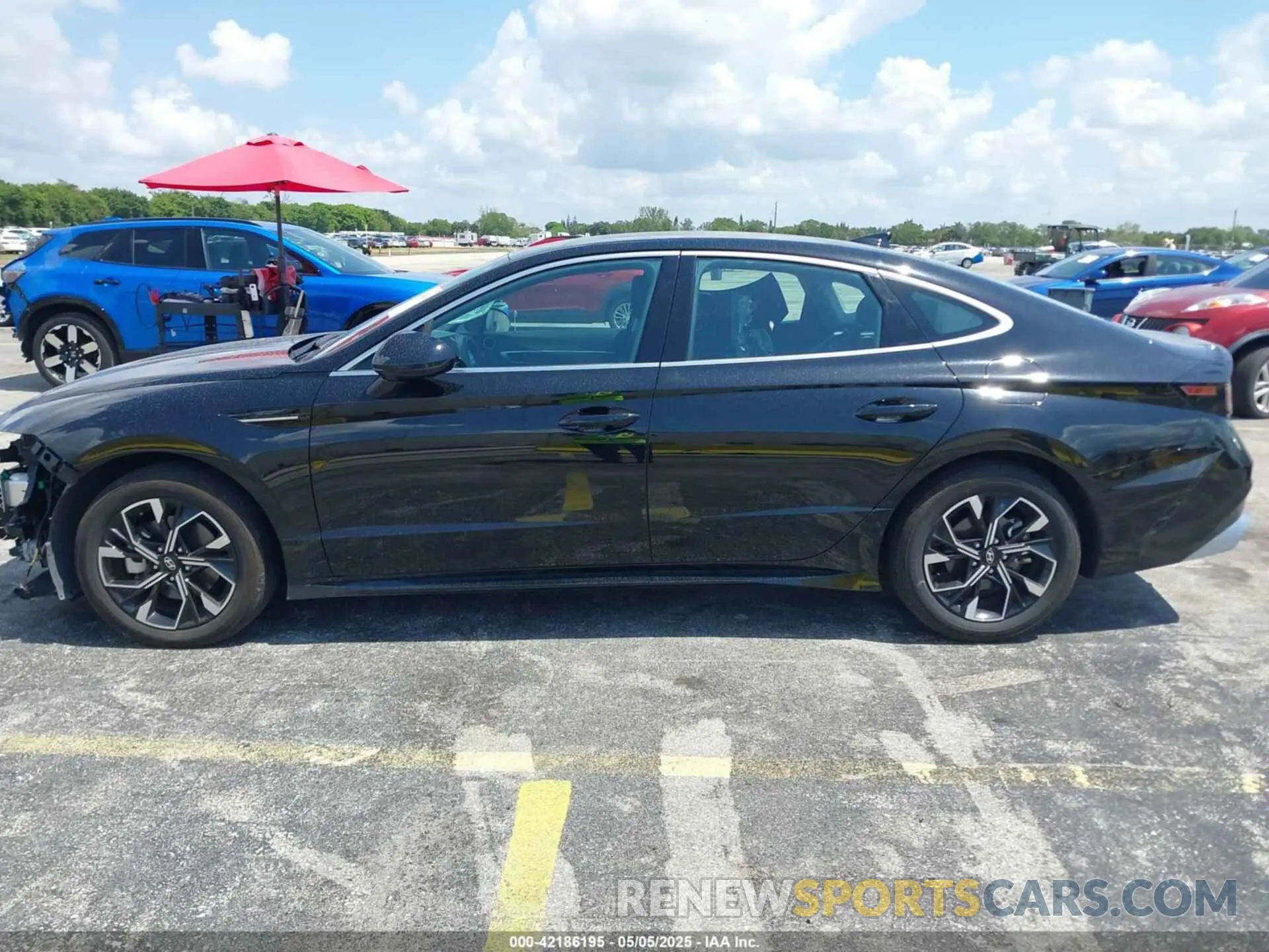 15 Photograph of a damaged car KMHL64JA1SA428968 HYUNDAI SONATA 2025