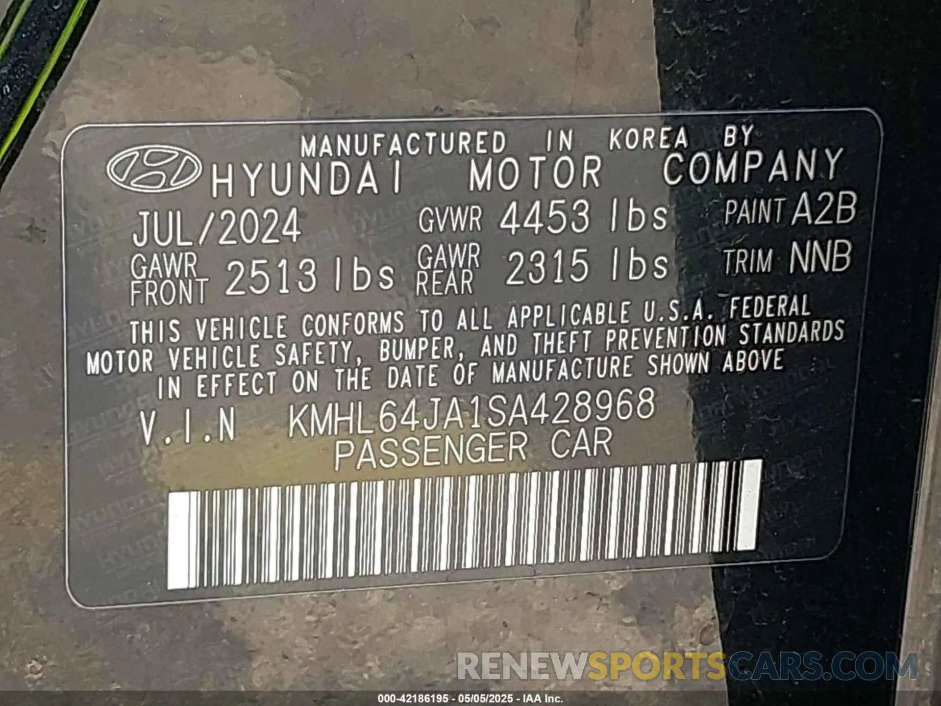 9 Photograph of a damaged car KMHL64JA1SA428968 HYUNDAI SONATA 2025