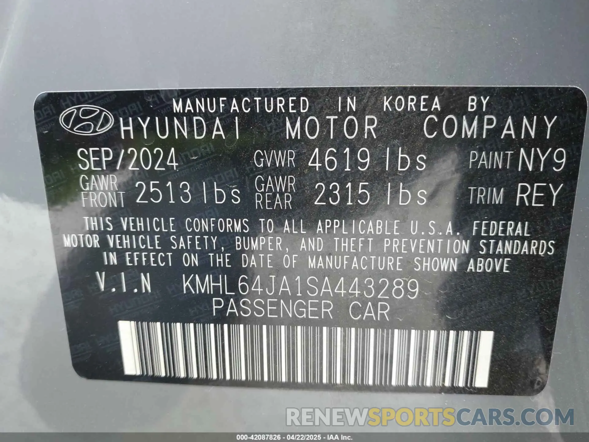 9 Photograph of a damaged car KMHL64JA1SA443289 HYUNDAI SONATA 2025