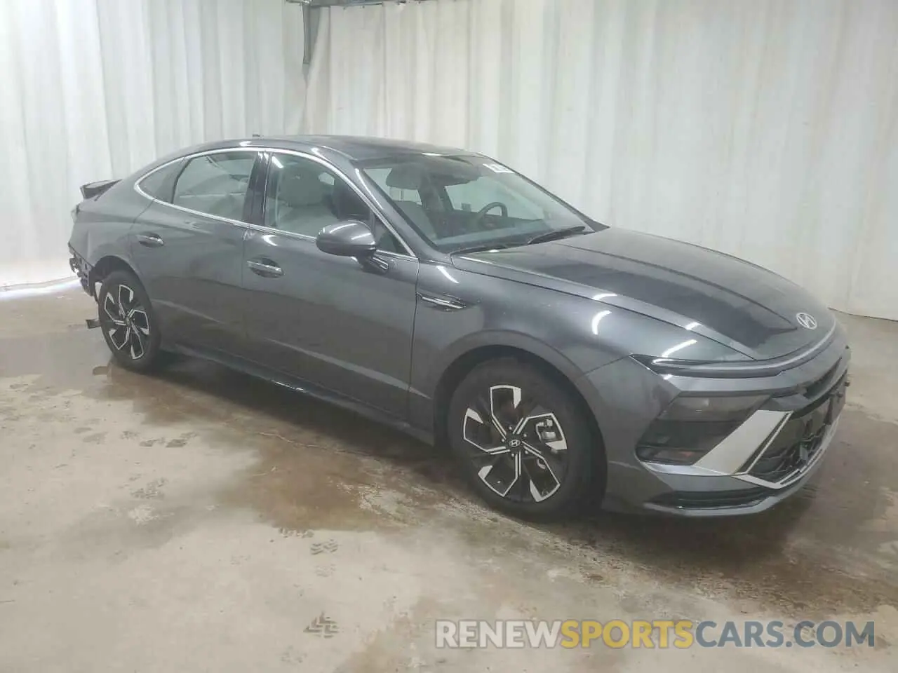 4 Photograph of a damaged car KMHL64JA1SA449027 HYUNDAI SONATA 2025