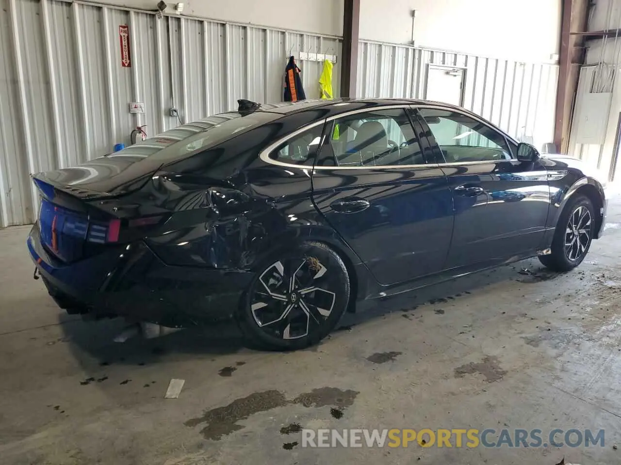 3 Photograph of a damaged car KMHL64JA2SA456407 HYUNDAI SONATA 2025