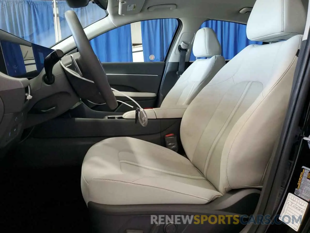 7 Photograph of a damaged car KMHL64JA2SA456407 HYUNDAI SONATA 2025
