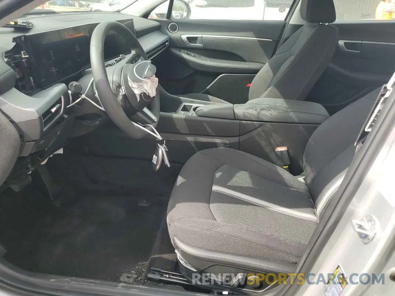 7 Photograph of a damaged car KMHL64JA3SA454827 HYUNDAI SONATA 2025