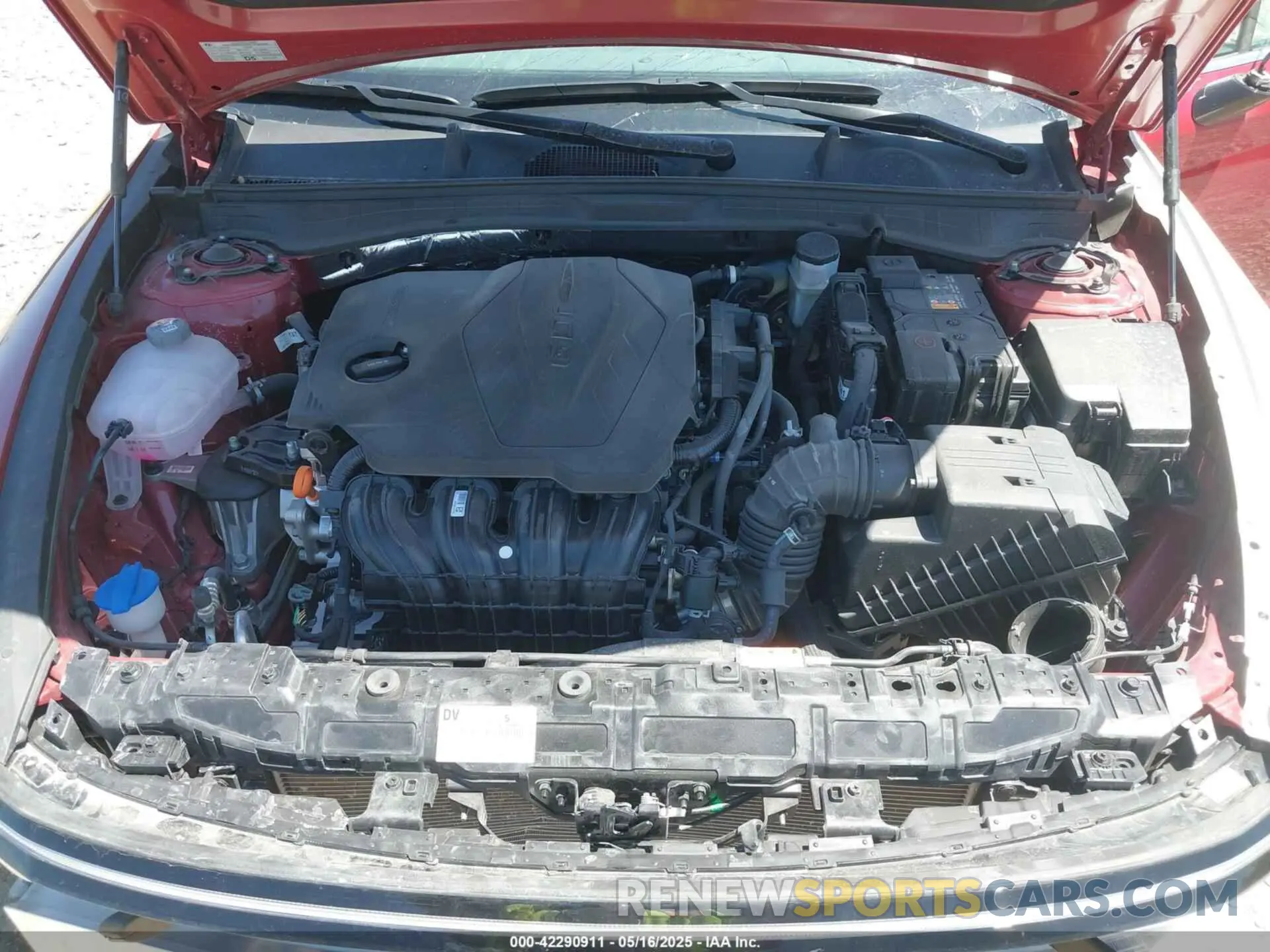 10 Photograph of a damaged car KMHL64JA4SA451614 HYUNDAI SONATA 2025