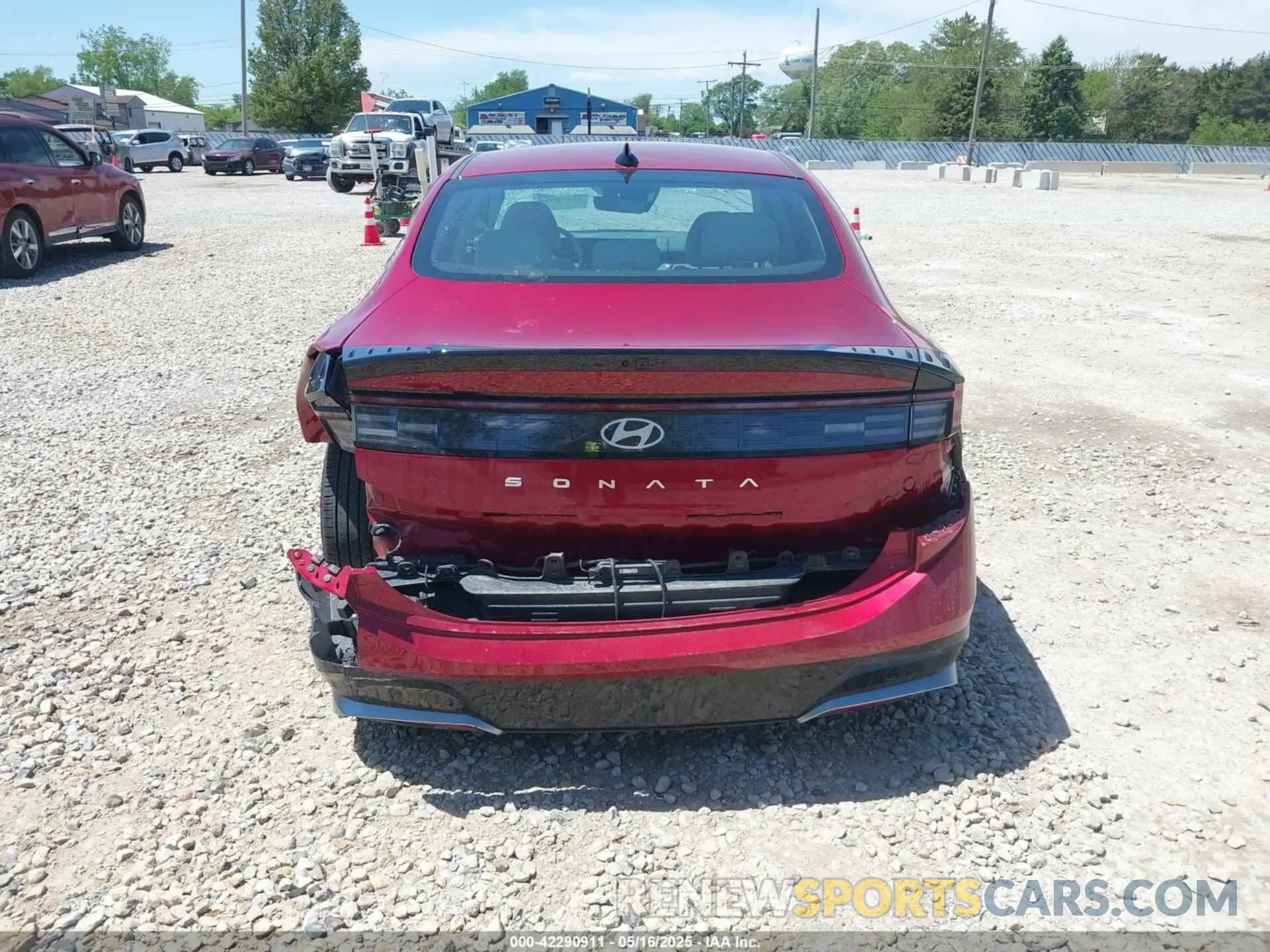 16 Photograph of a damaged car KMHL64JA4SA451614 HYUNDAI SONATA 2025