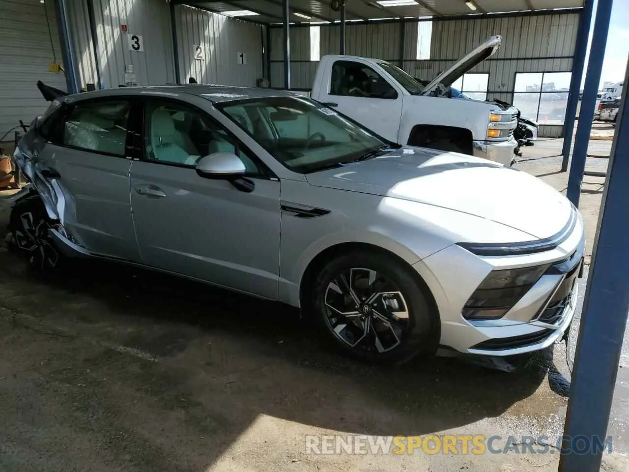 4 Photograph of a damaged car KMHL64JA5SA459284 HYUNDAI SONATA 2025