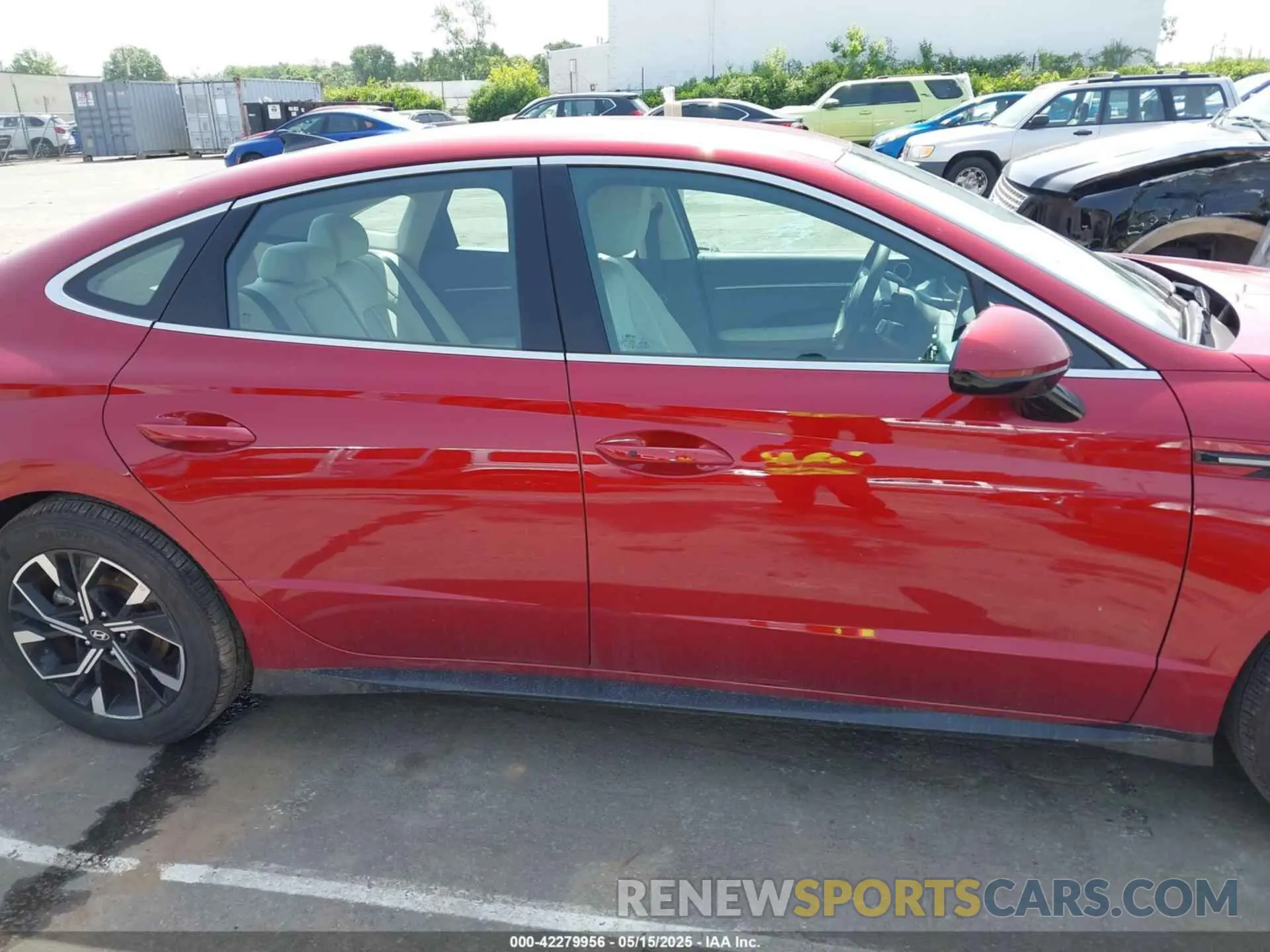 13 Photograph of a damaged car KMHL64JA6SA451663 HYUNDAI SONATA 2025