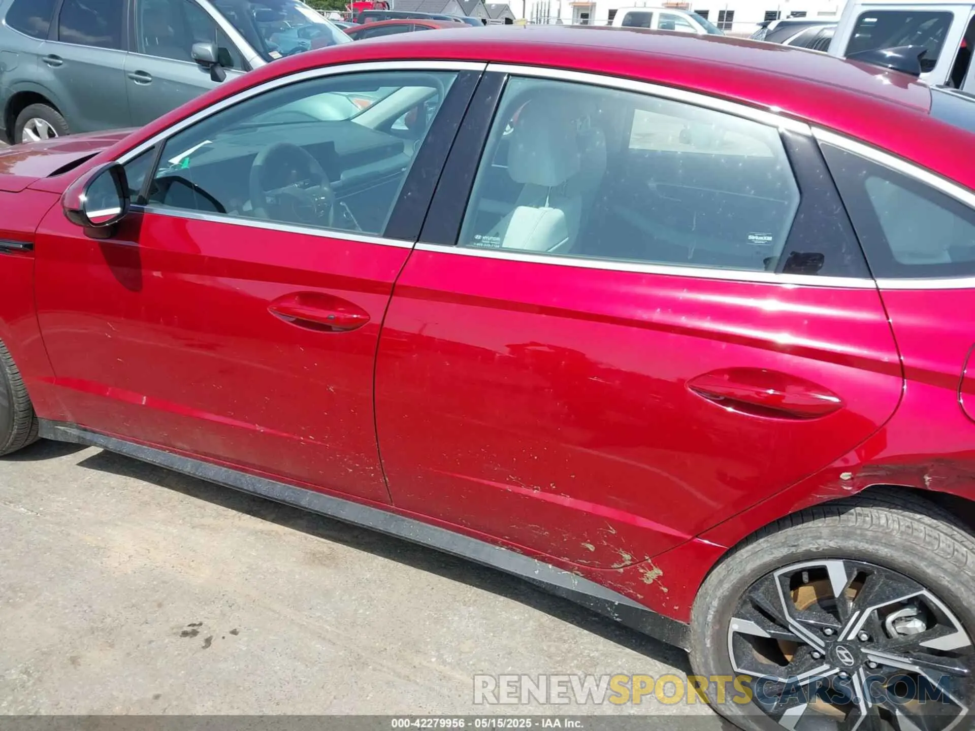 14 Photograph of a damaged car KMHL64JA6SA451663 HYUNDAI SONATA 2025
