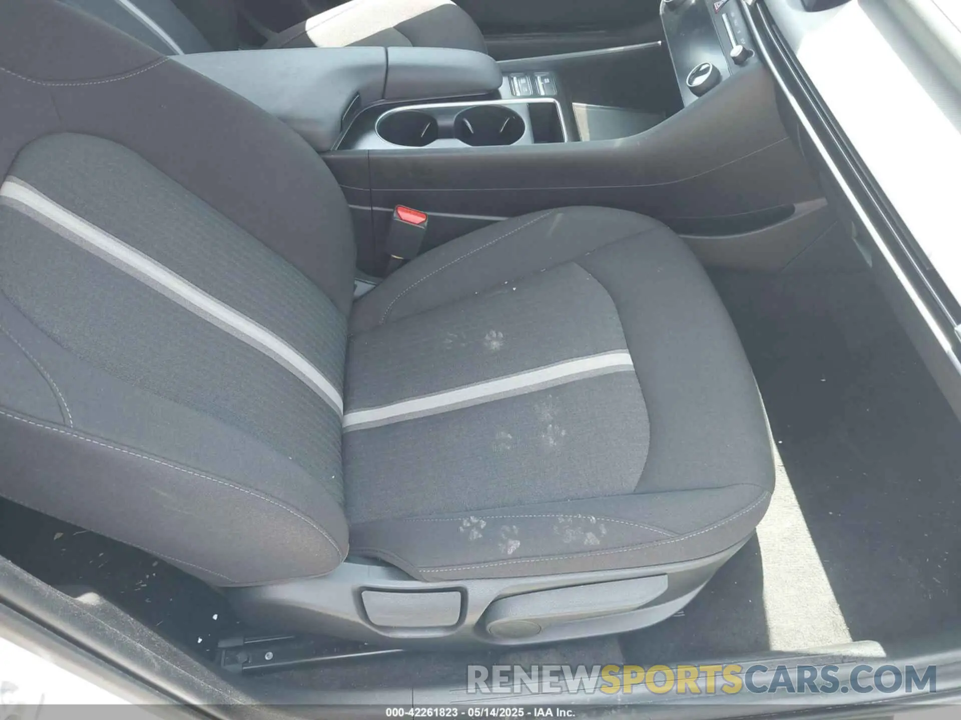 5 Photograph of a damaged car KMHL64JA7SA437111 HYUNDAI SONATA 2025