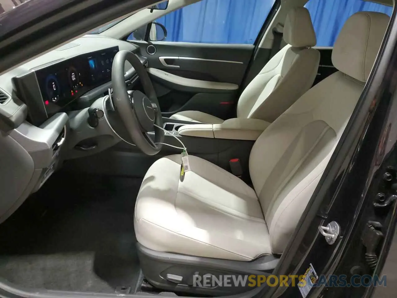 7 Photograph of a damaged car KMHL64JA9SA449180 HYUNDAI SONATA 2025