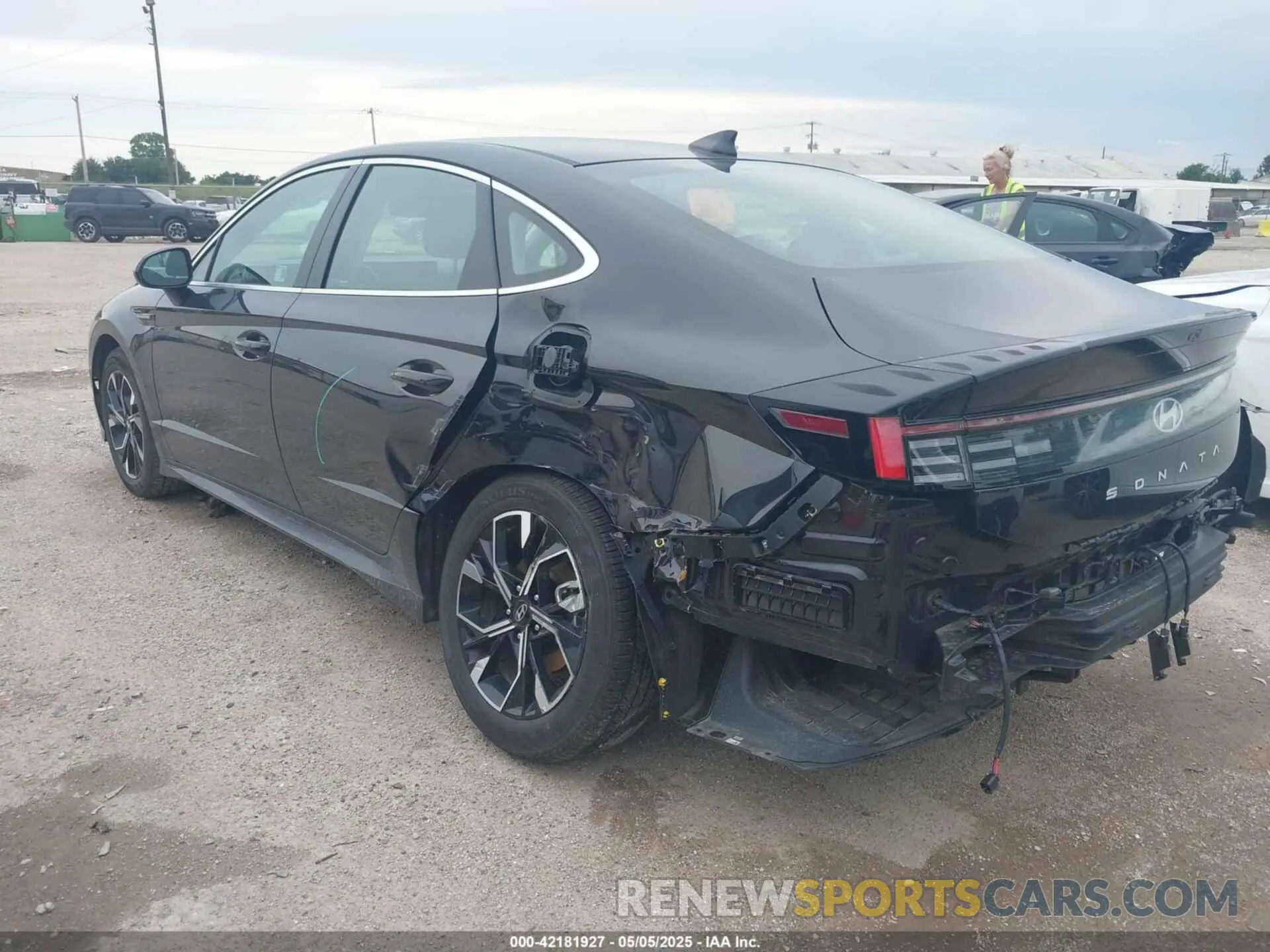 3 Photograph of a damaged car KMHL64JA9SA463449 HYUNDAI SONATA 2025