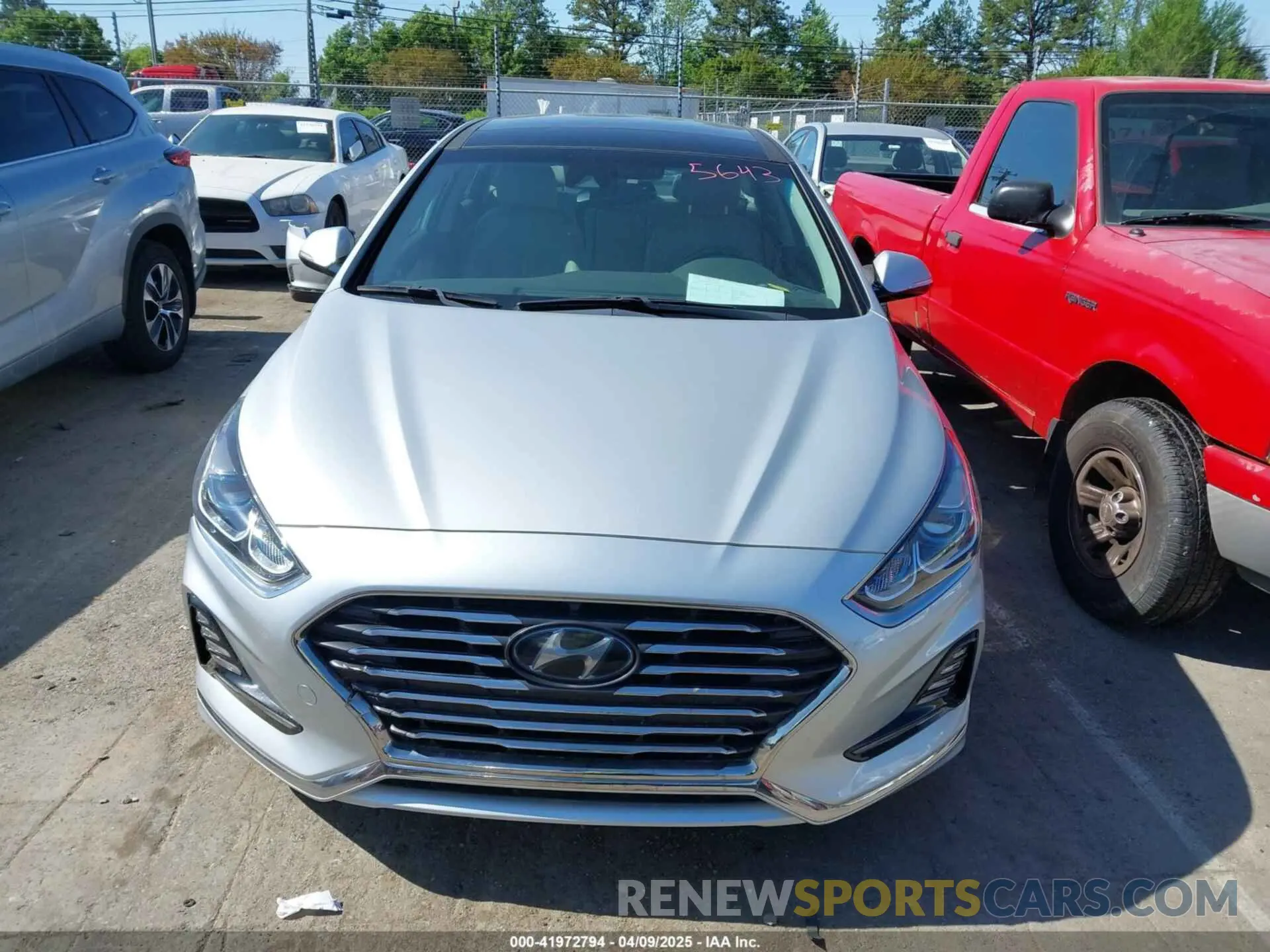 13 Фотография поврежденного автомобиля KMHE34L32KA090514 HYUNDAI SONATA HYBRID 2019