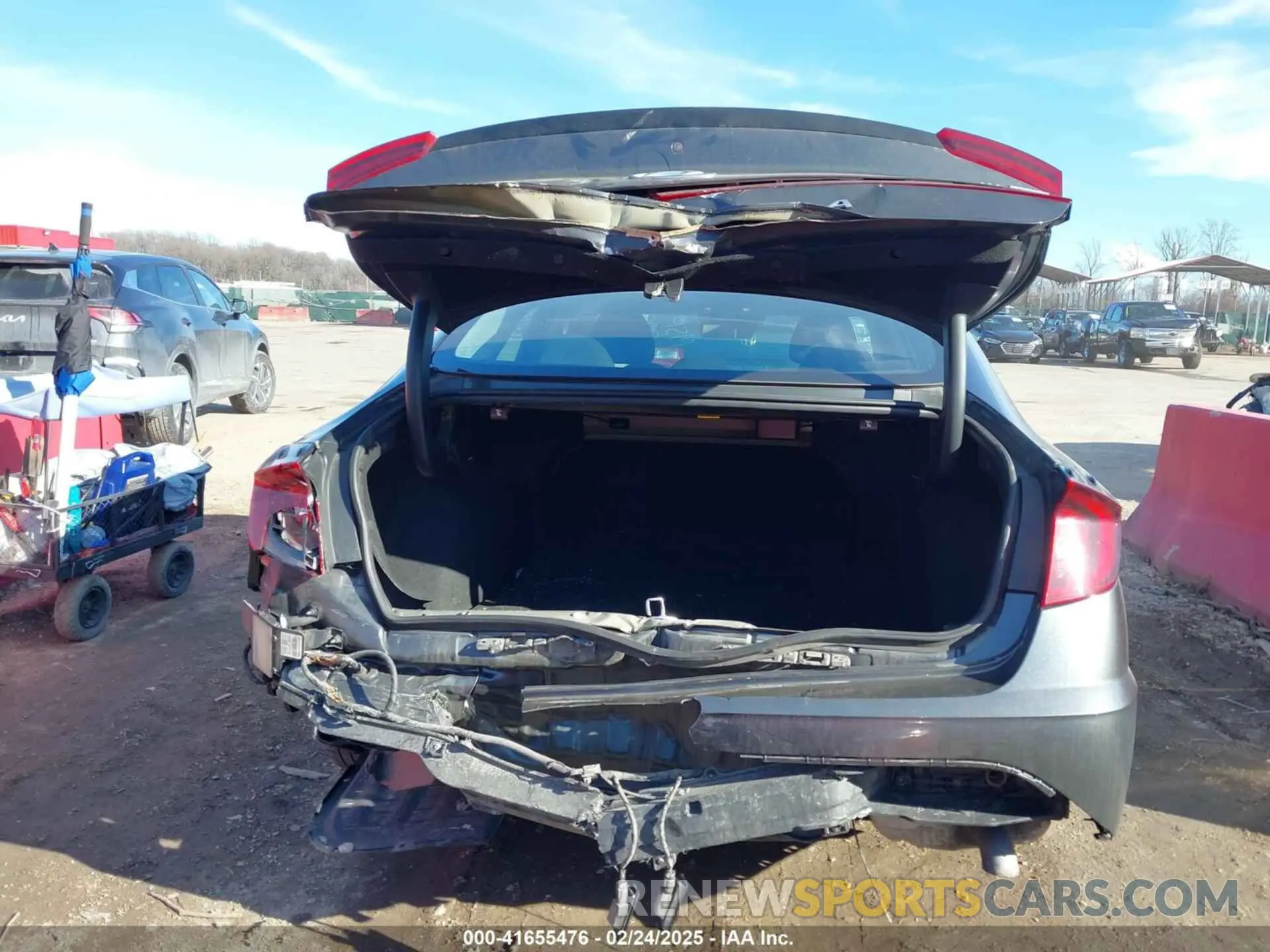 17 Фотография поврежденного автомобиля KMHL24JJ2LA016152 HYUNDAI SONATA HYBRID 2020