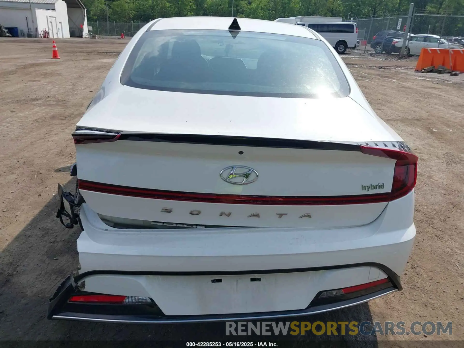 16 Photograph of a damaged car KMHL34JJ5NA047444 HYUNDAI SONATA HYBRID 2022