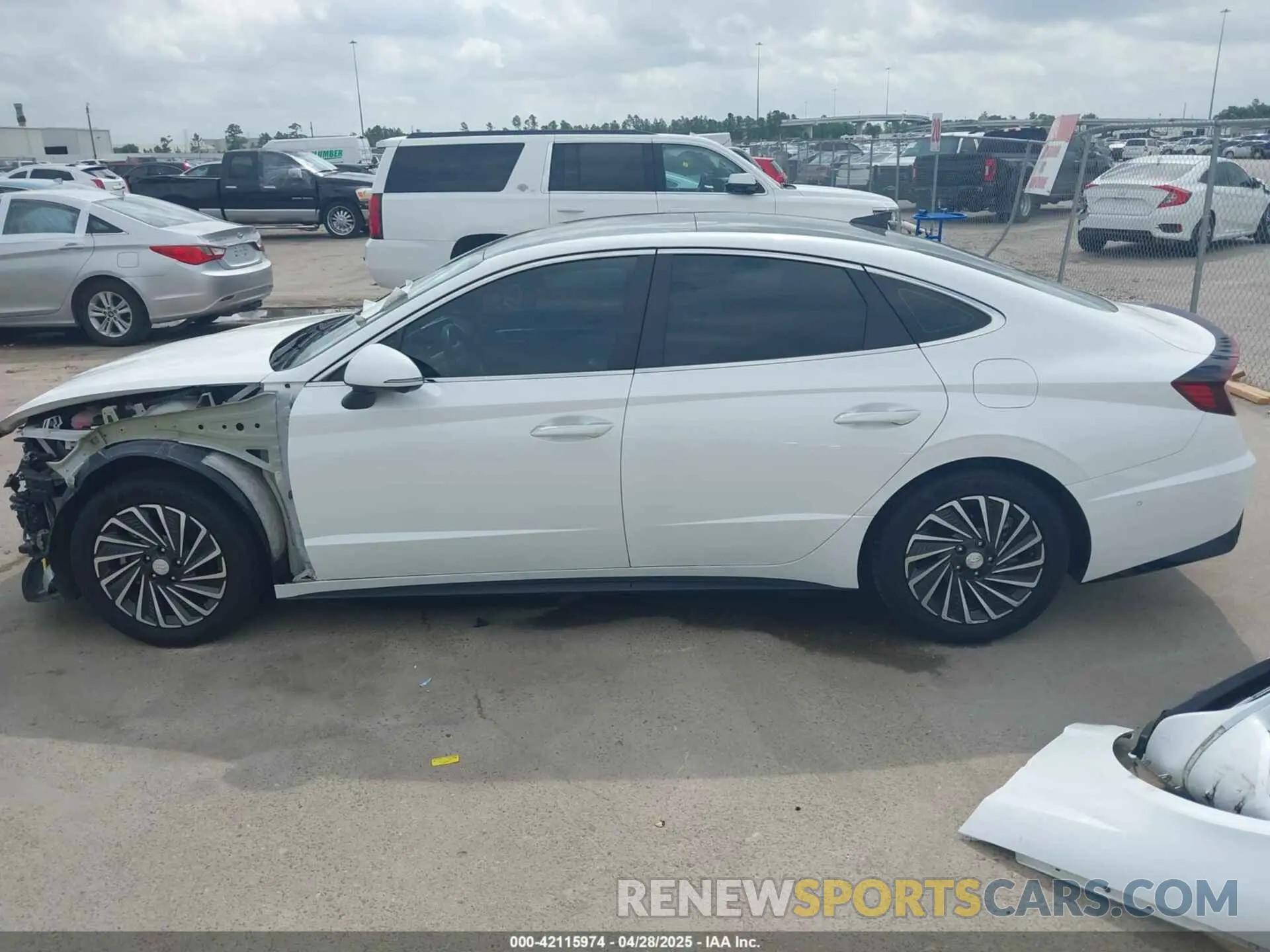 15 Photograph of a damaged car KMHL54JJ8NA049246 HYUNDAI SONATA HYBRID 2022