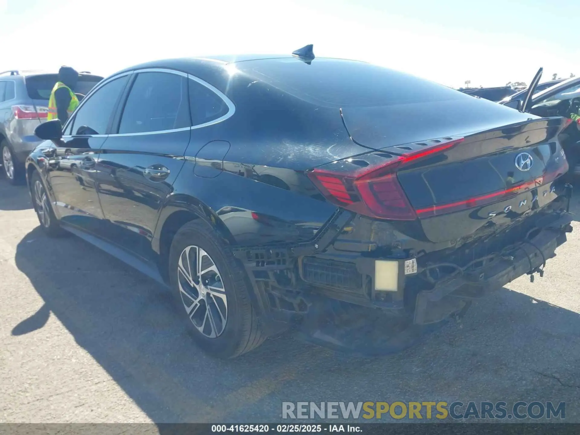 3 Photograph of a damaged car KMHL24JJ4PA055136 HYUNDAI SONATA HYBRID 2023