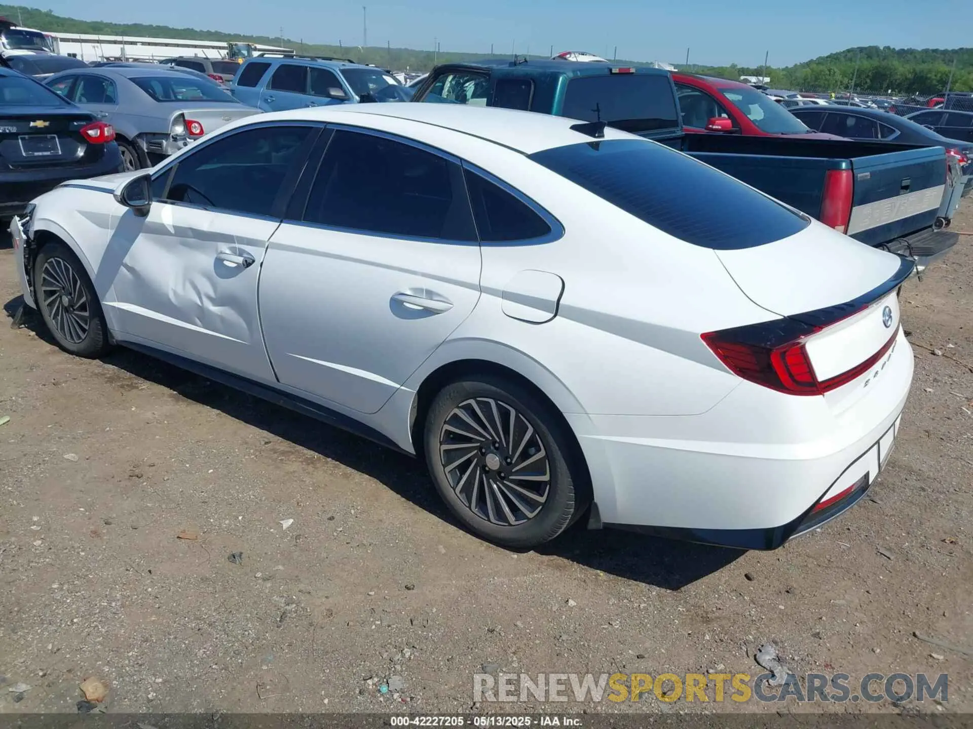 3 Photograph of a damaged car KMHL34JJ0PA064039 HYUNDAI SONATA HYBRID 2023