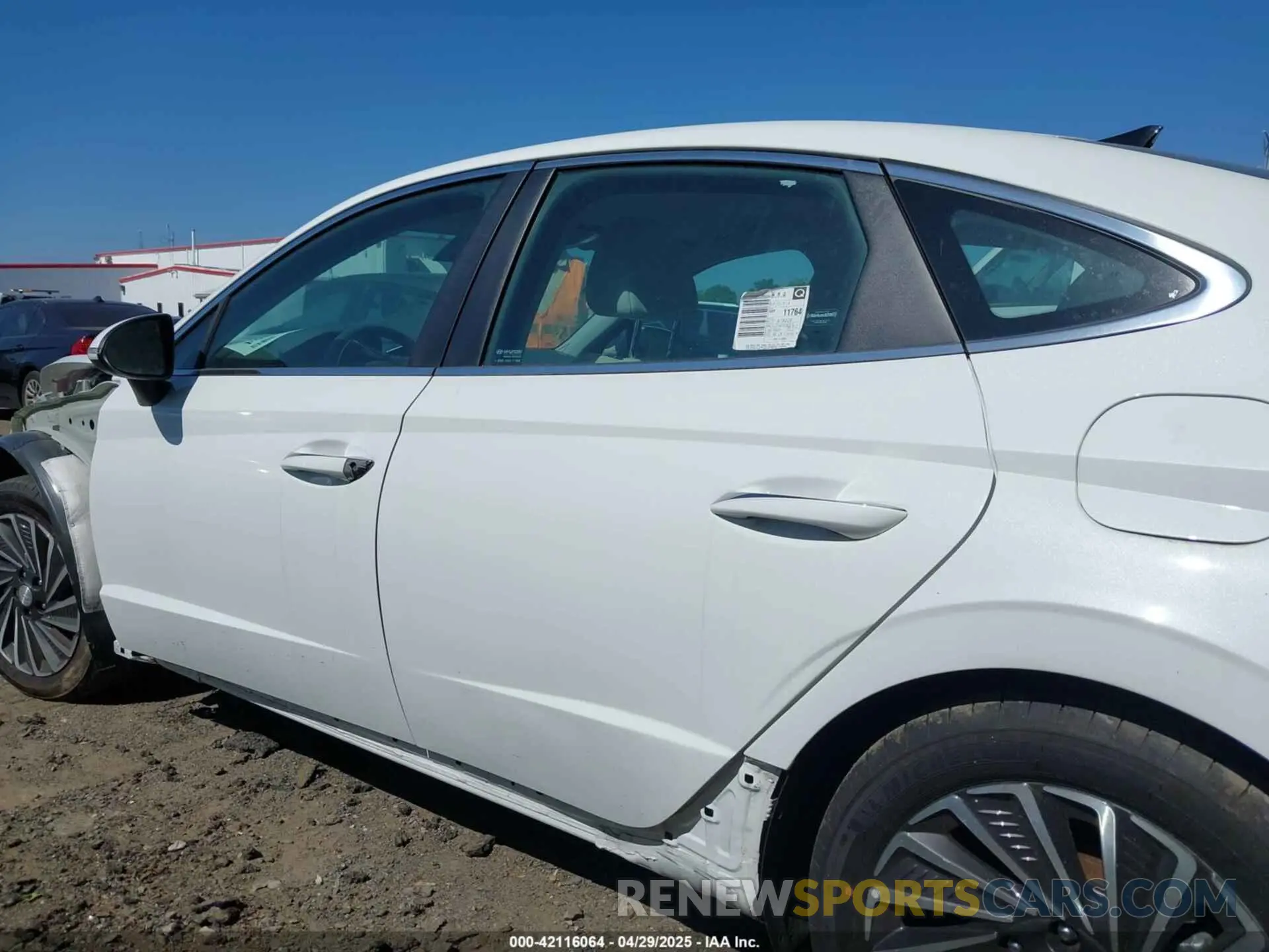14 Photograph of a damaged car KMHL34JJ7PA078228 HYUNDAI SONATA HYBRID 2023