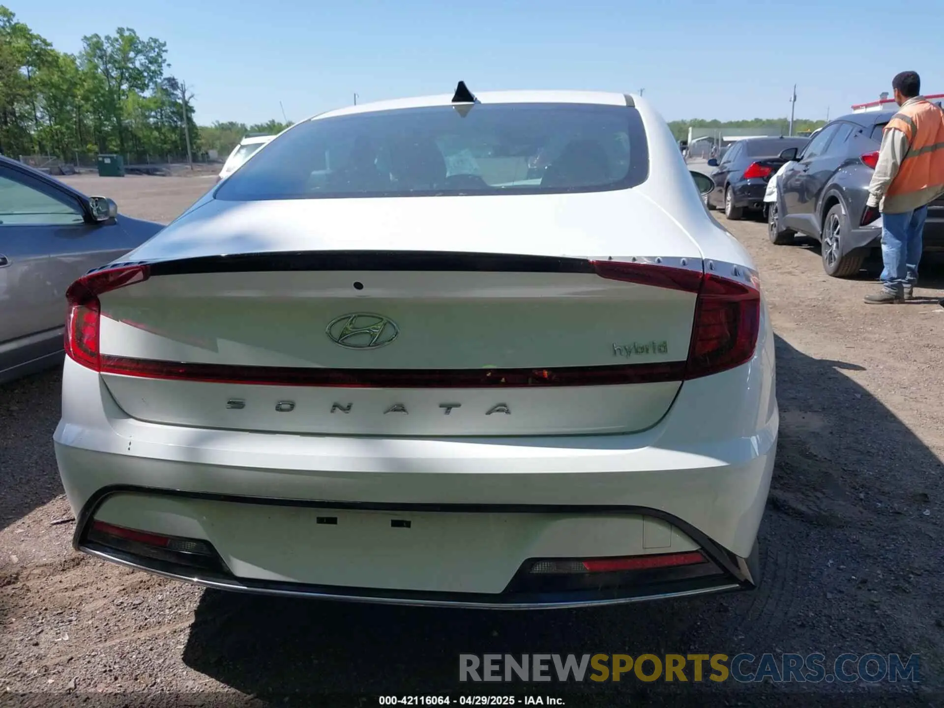 16 Photograph of a damaged car KMHL34JJ7PA078228 HYUNDAI SONATA HYBRID 2023