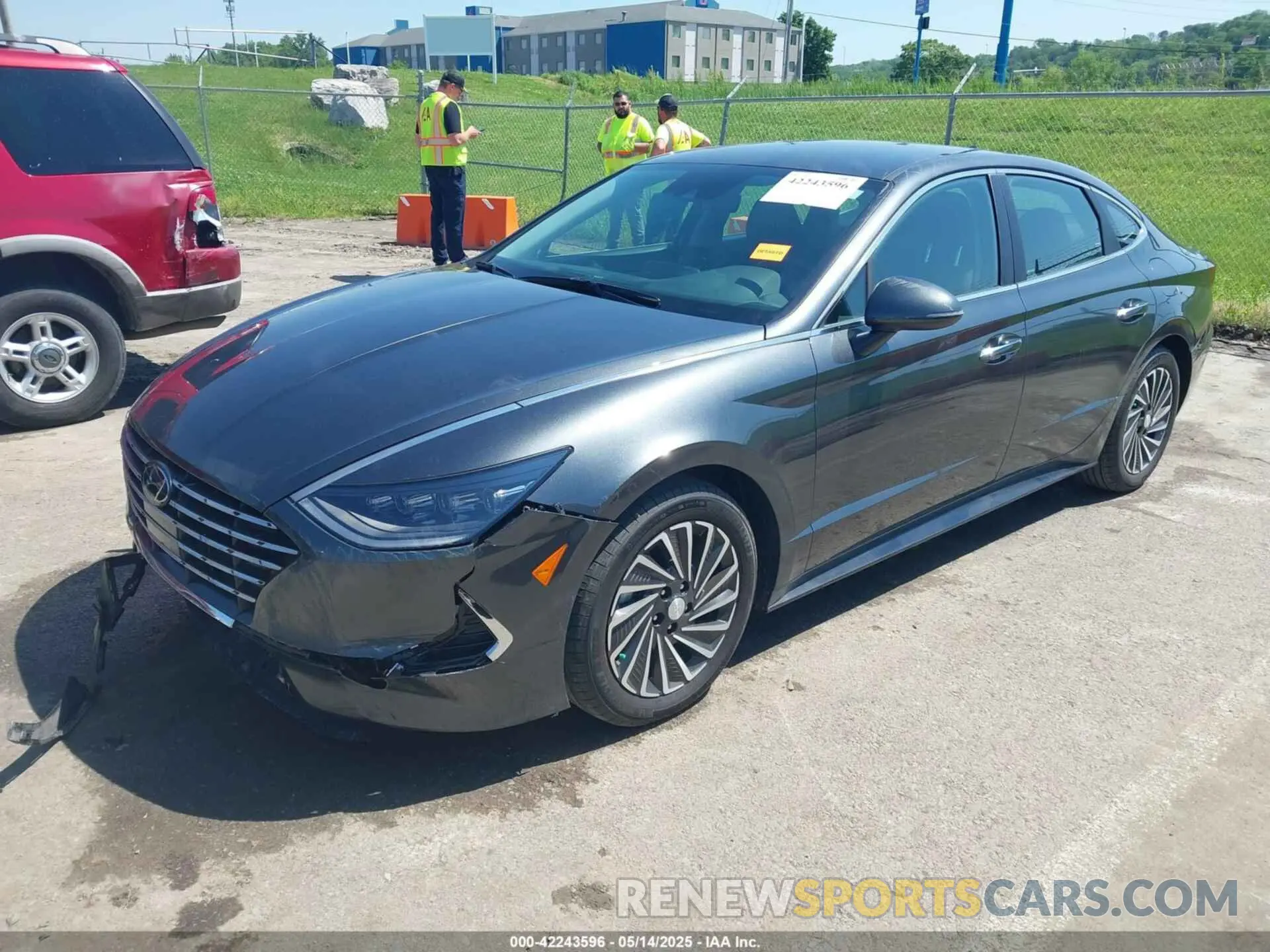 2 Photograph of a damaged car KMHL34JJXPA075050 HYUNDAI SONATA HYBRID 2023