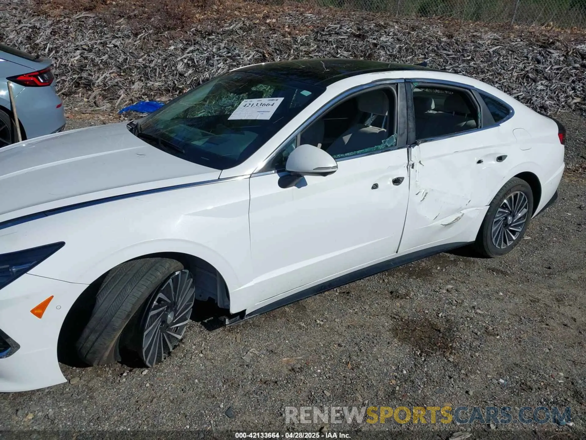 6 Photograph of a damaged car KMHL54JJ0PA066013 HYUNDAI SONATA HYBRID 2023