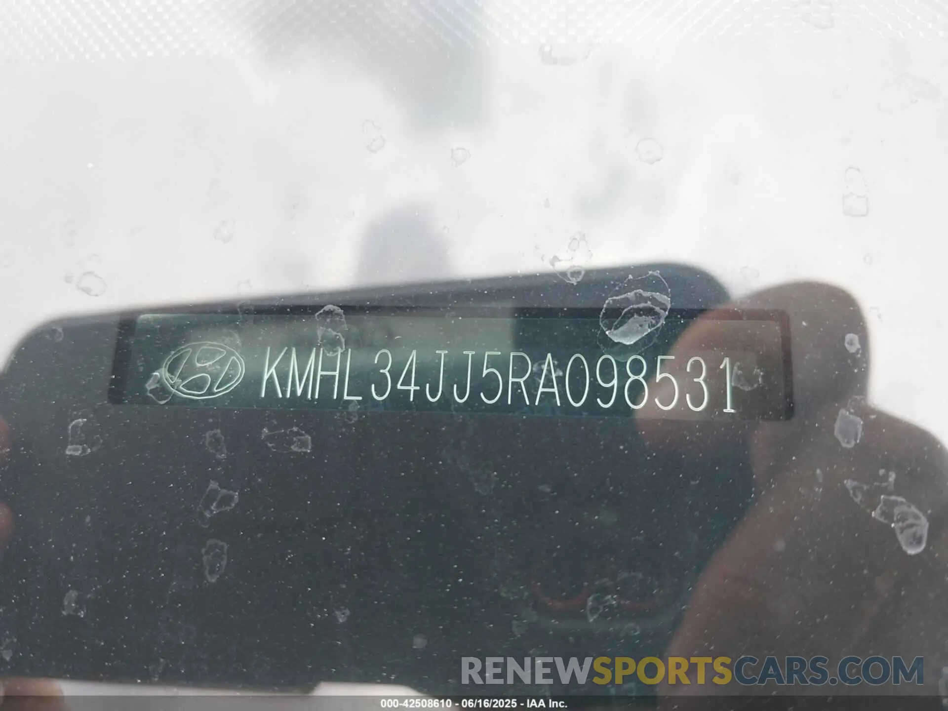 9 Photograph of a damaged car KMHL34JJ5RA098531 HYUNDAI SONATA HYBRID 2024