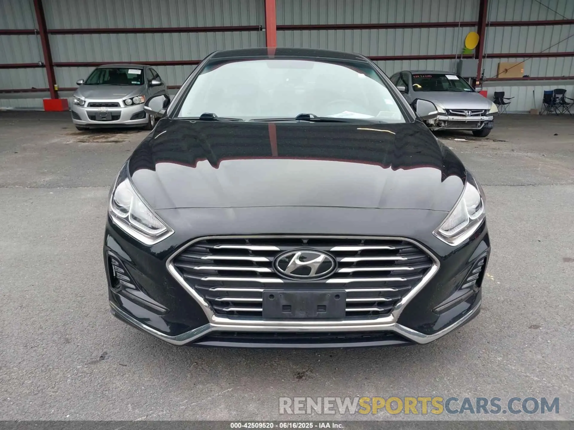 12 Photograph of a damaged car KMHE14L22KA093782 HYUNDAI SONATA PLUG-IN HYBRID 2019