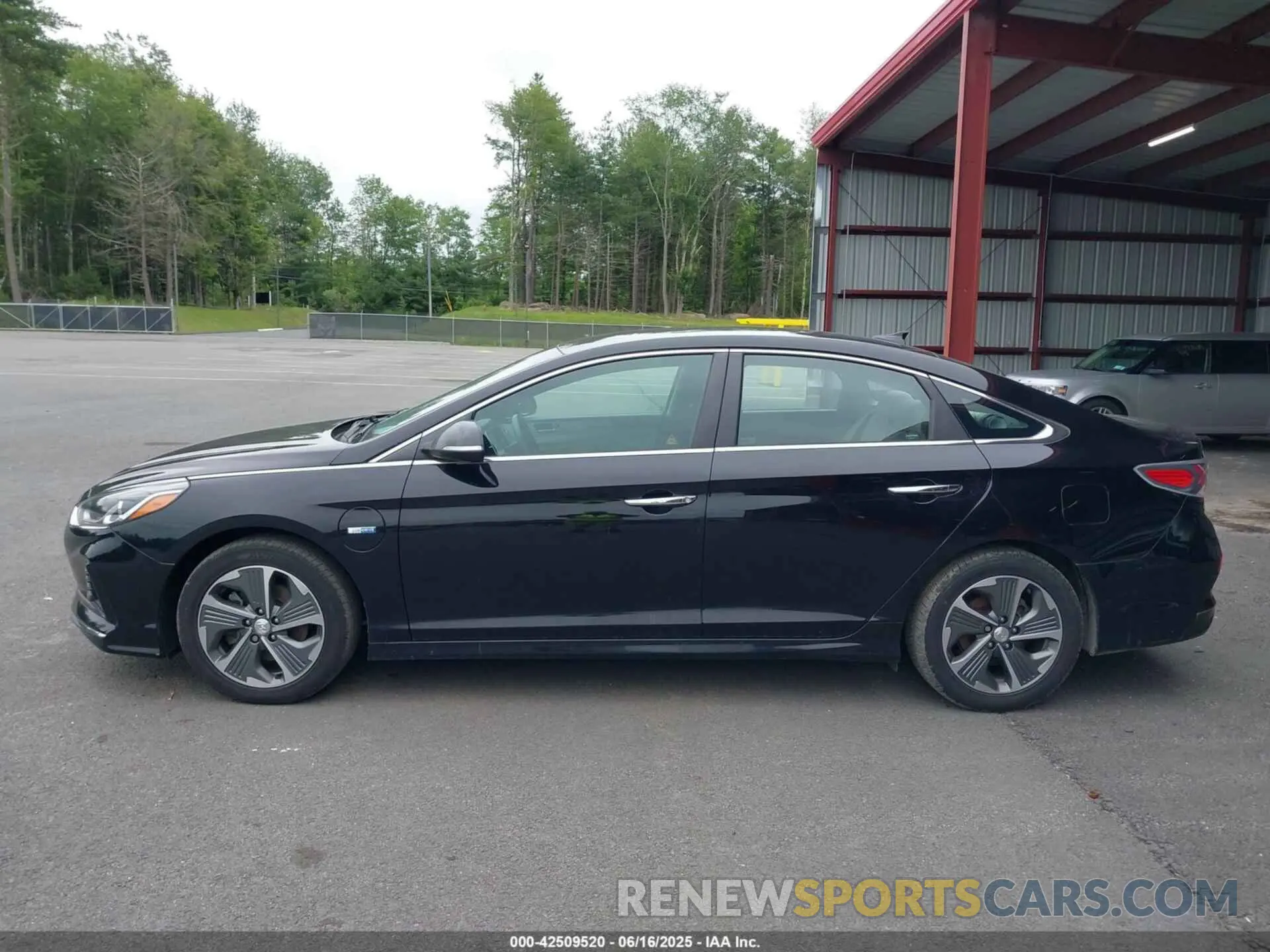 14 Photograph of a damaged car KMHE14L22KA093782 HYUNDAI SONATA PLUG-IN HYBRID 2019