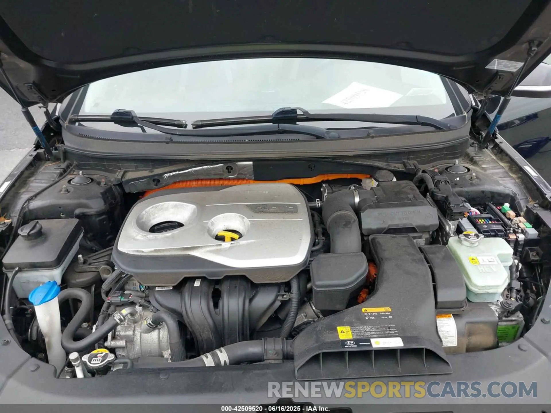 6 Photograph of a damaged car KMHE14L22KA093782 HYUNDAI SONATA PLUG-IN HYBRID 2019