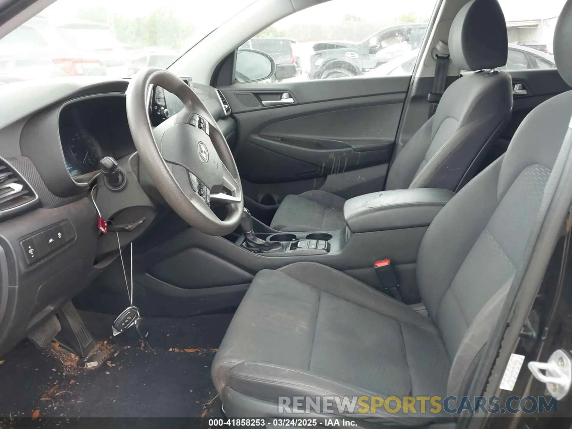 5 Photograph of a damaged car KM8J23A40KU874423 HYUNDAI TUCSON 2019