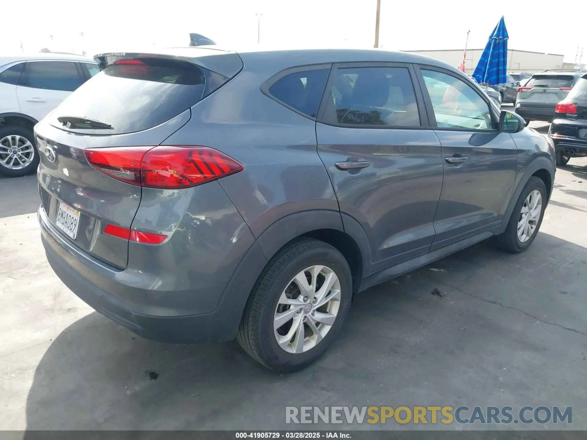 4 Photograph of a damaged car KM8J23A42KU079664 HYUNDAI TUCSON 2019