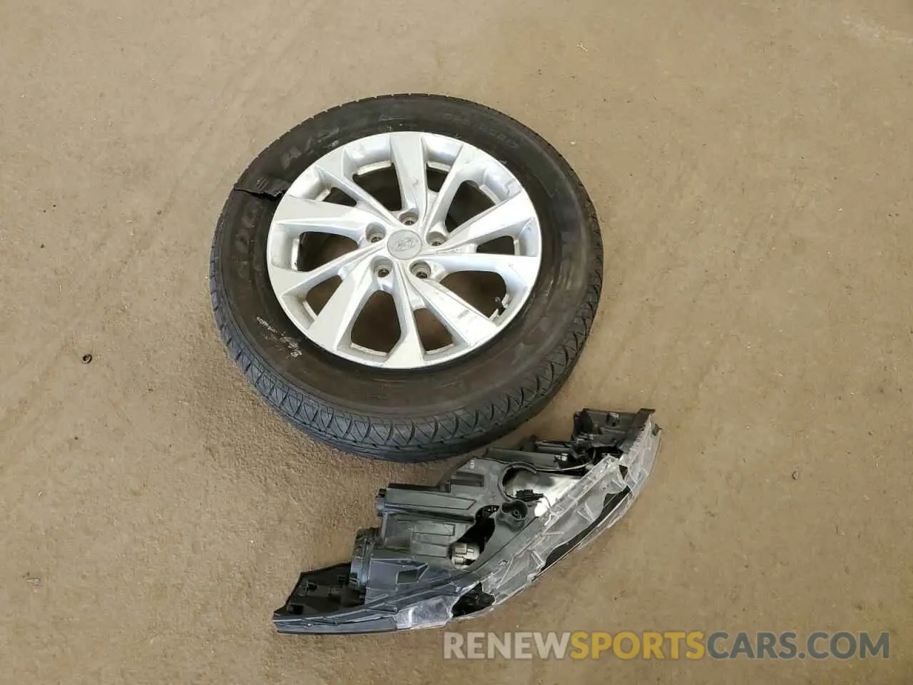 13 Photograph of a damaged car KM8J23A43KU925400 HYUNDAI TUCSON 2019
