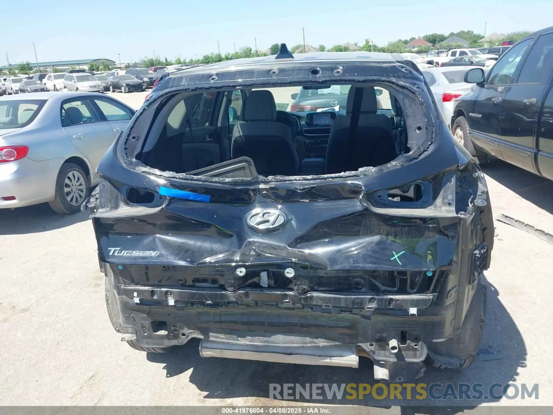 17 Photograph of a damaged car KM8J23A45KU060400 HYUNDAI TUCSON 2019