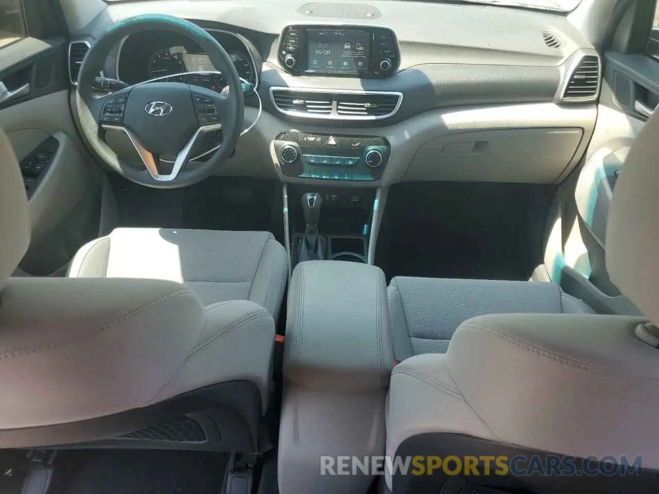 8 Фотография поврежденного автомобиля KM8J23A46KU026837 HYUNDAI TUCSON 2019
