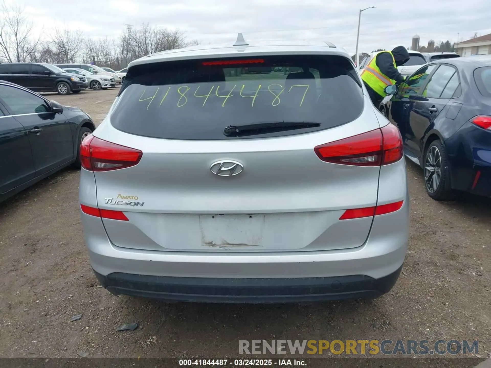 15 Фотография поврежденного автомобиля KM8J23A46KU902032 HYUNDAI TUCSON 2019