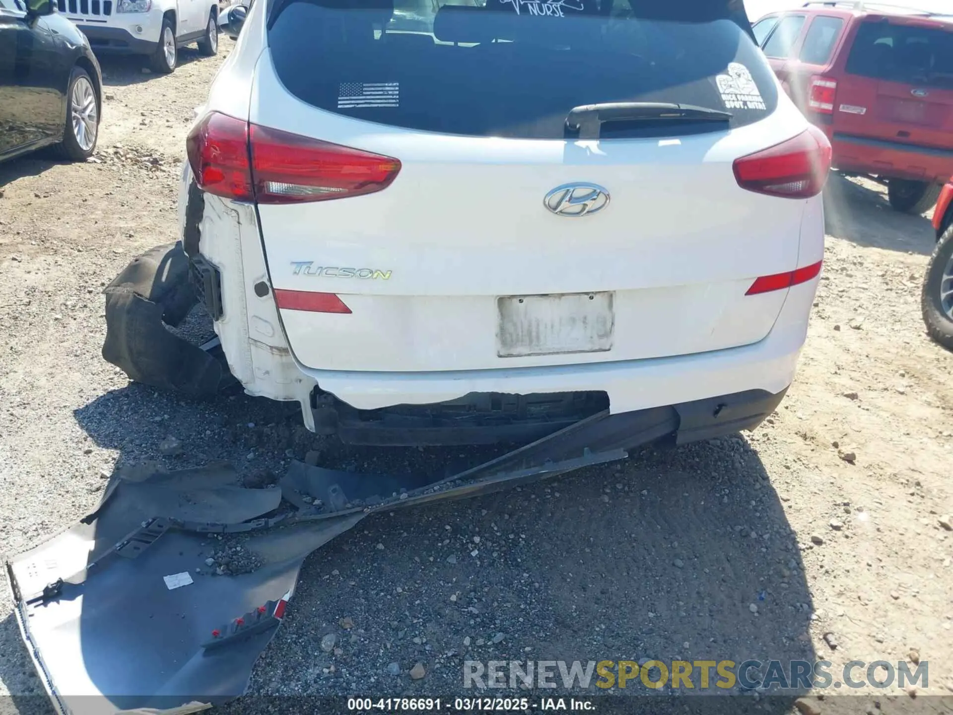 18 Photograph of a damaged car KM8J23A47KU913802 HYUNDAI TUCSON 2019