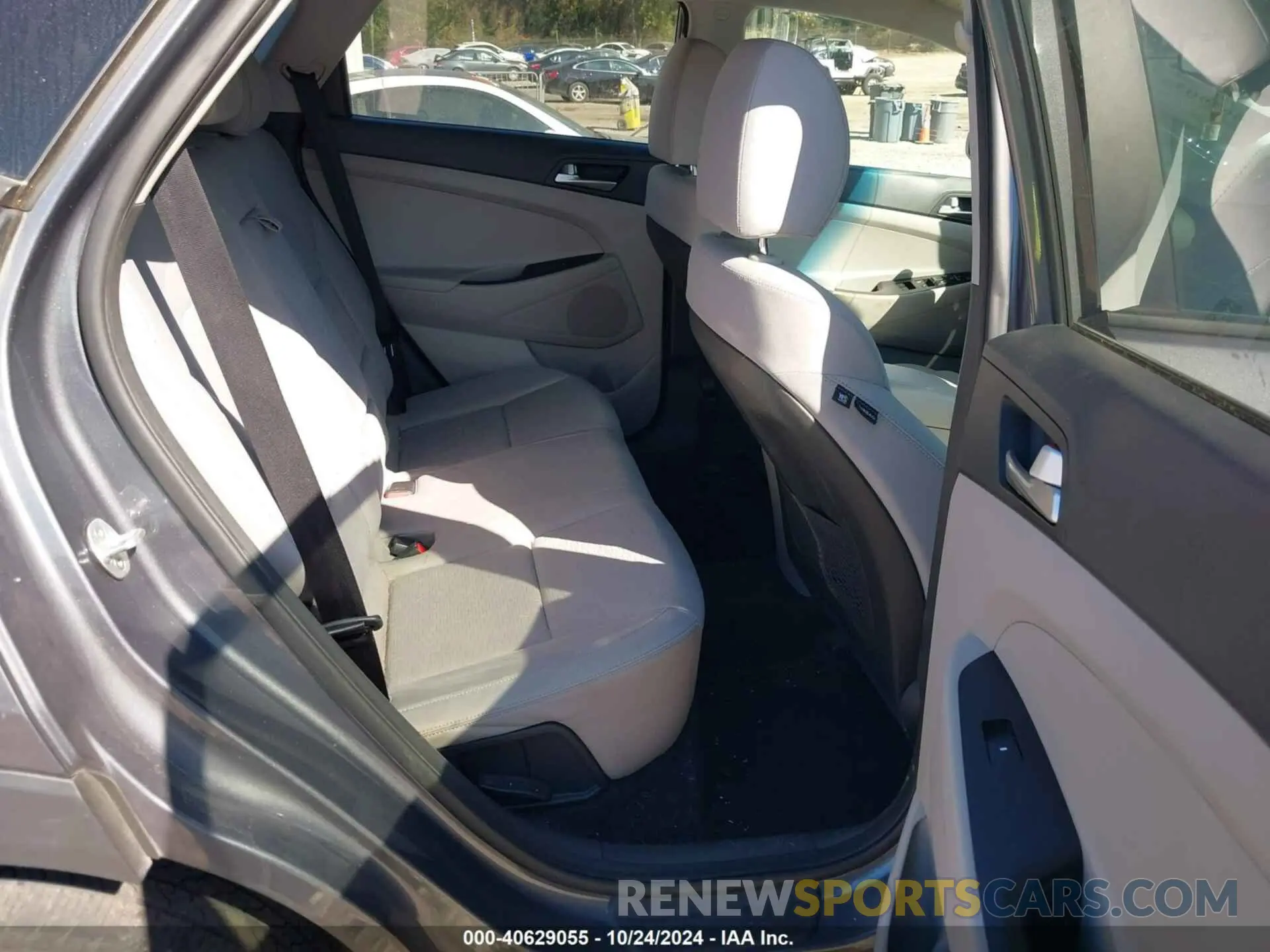 8 Photograph of a damaged car KM8J23A47KU933256 HYUNDAI TUCSON 2019